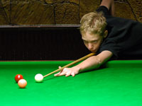 Pontus, s fokuserad att han kan f Ken Doherty att se ut som en muntergk. Hatar att missa bollar och gr det sledes inte s ofta heller.